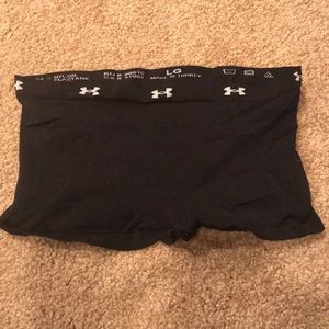 Large UA Women’s Boy Short Underwear